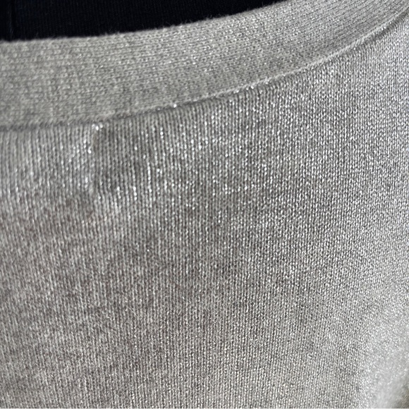 Banana Republic Boat Neck 3/4 Sleeves Sweater Knit Top Gray w/Silver Size M - Picture 4 of 8